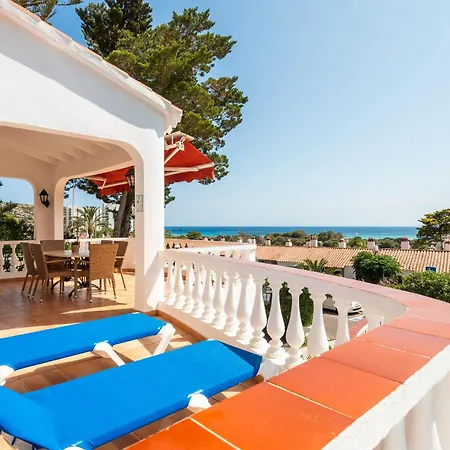 Nineta Villa *