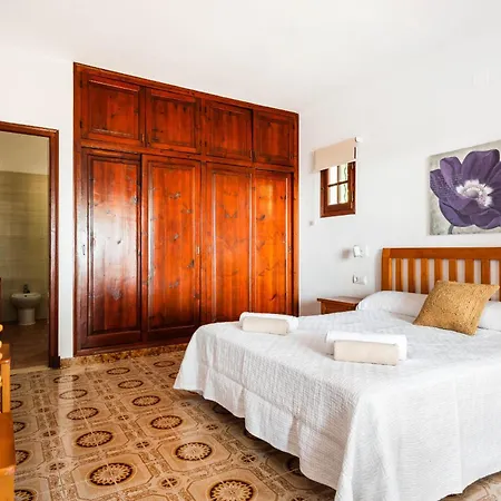 Nineta Villa Son Bou